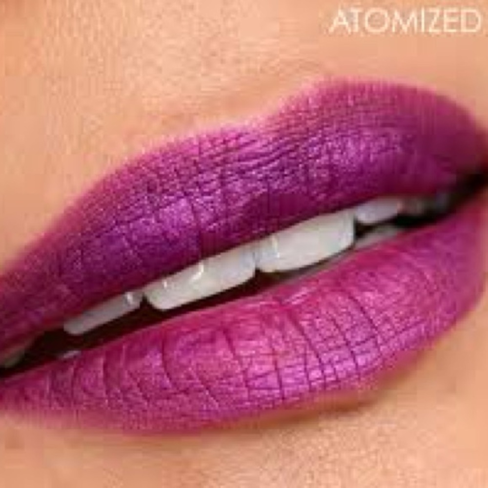 💋 ATOMIZED a MAC RETRO MATTE LIQUID LIPSTICK. RETAIL $25. (RARE FIND) - Picture 5 of 15